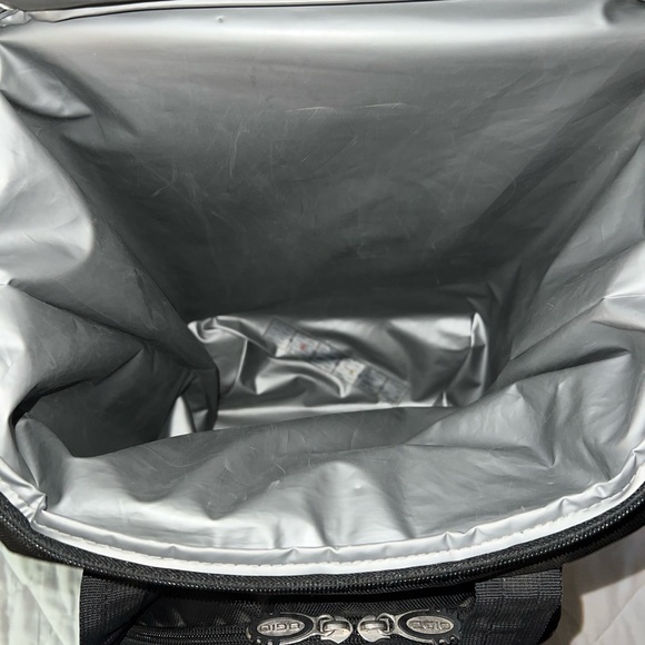 OGIO Pulley Cooler Bag - Picture 9 of 10